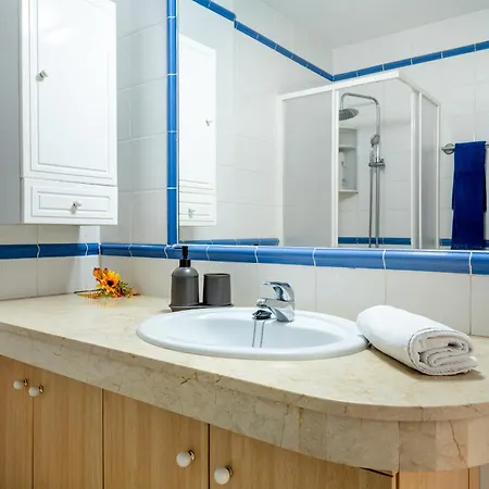 아파트 Tranquilidad Frente Al Mar By *